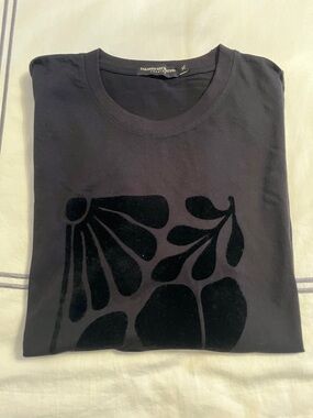 Black Graphic Men’s T‑Shirt